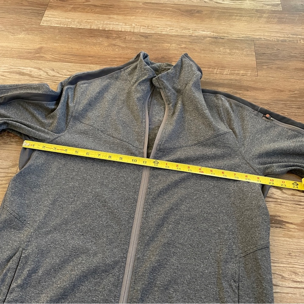 Lululemon Lightweight Gray Jacket - image 8